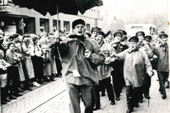 1936